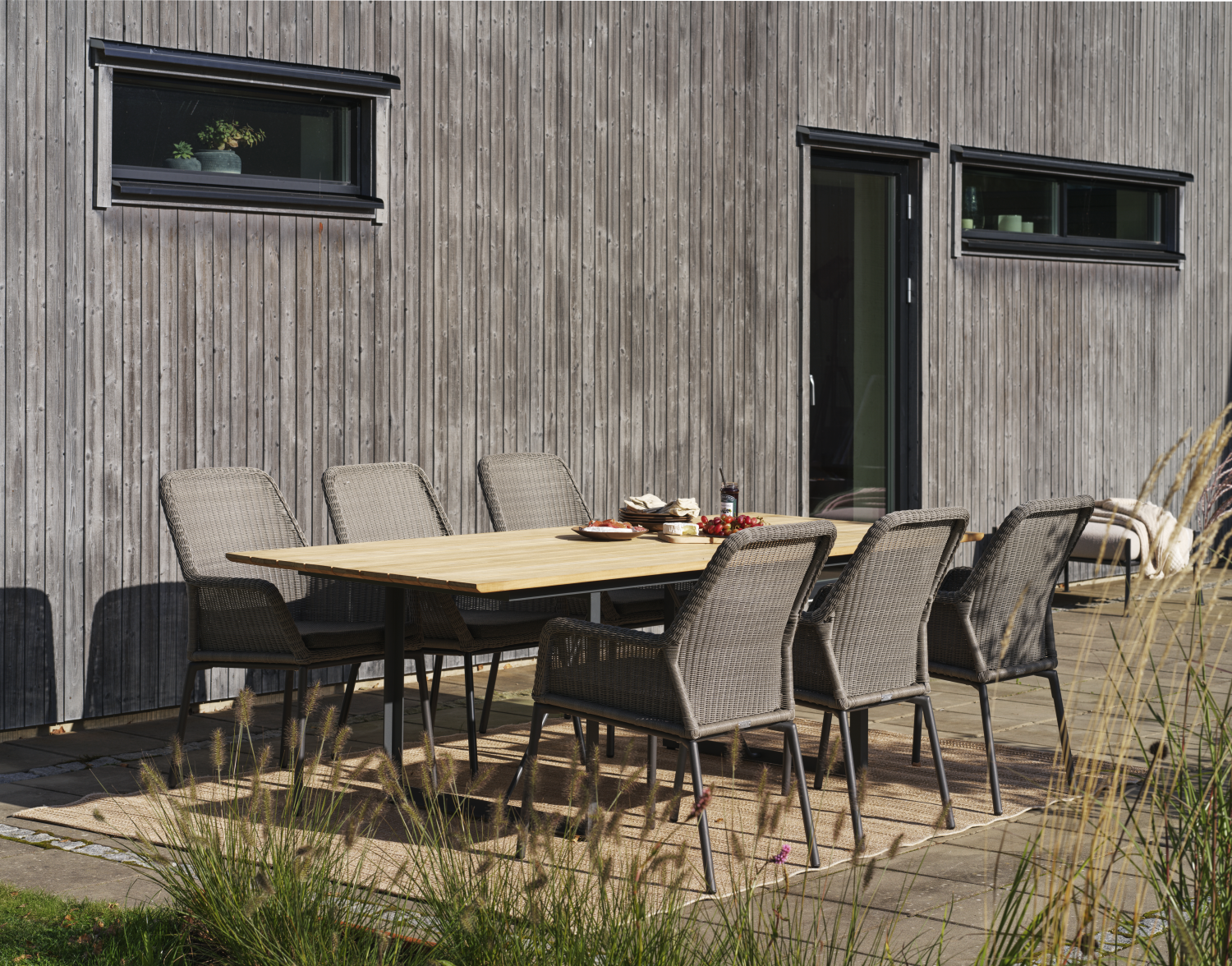 Shad table à manger Anthracite/Teak