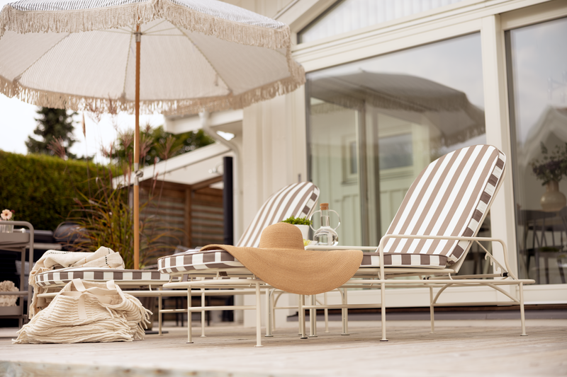 Arts 1_Vilsaeng Soft White/Beige Stripes