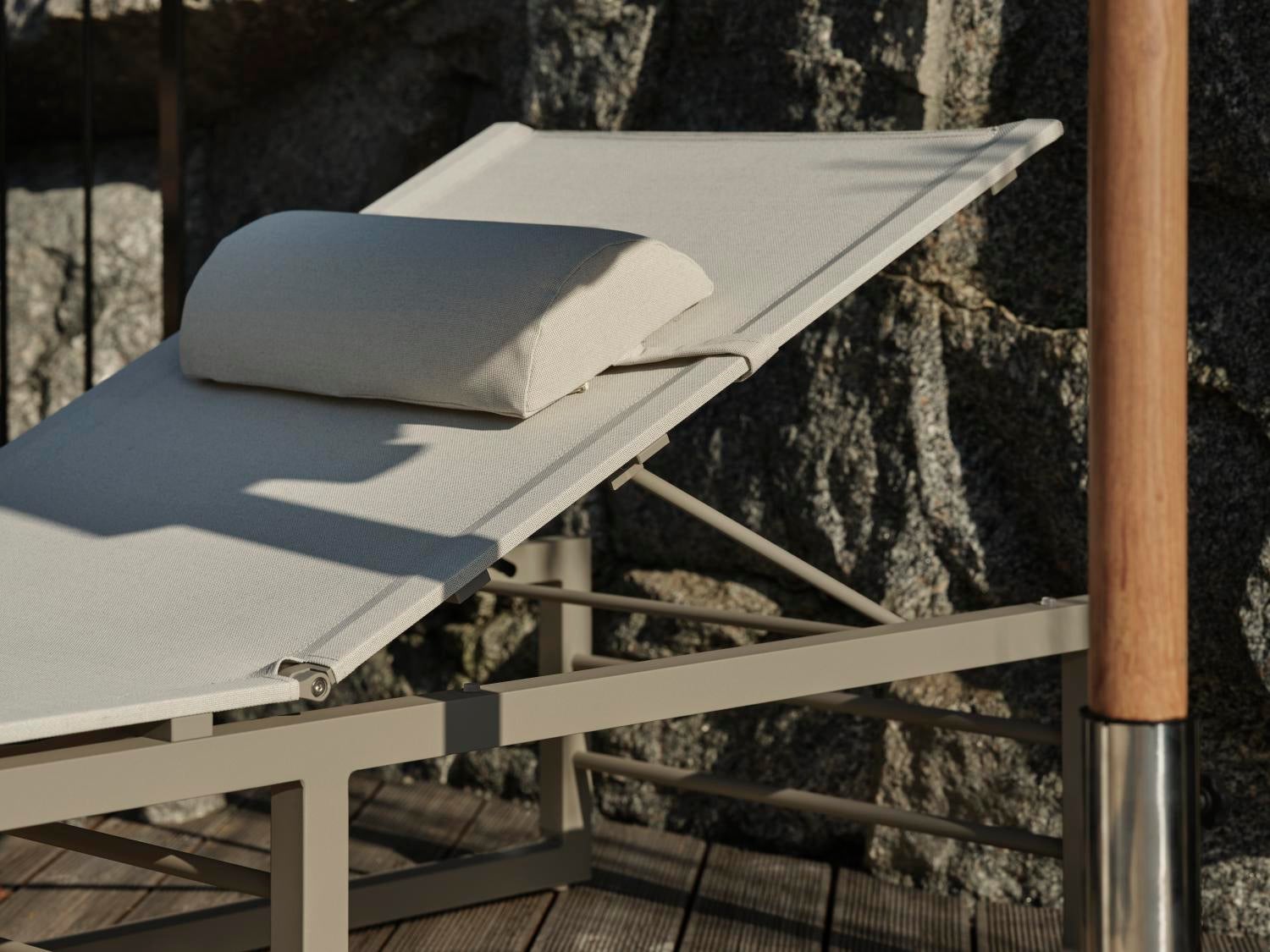 Vevi 1_Vilsaeng Khaki/blanc