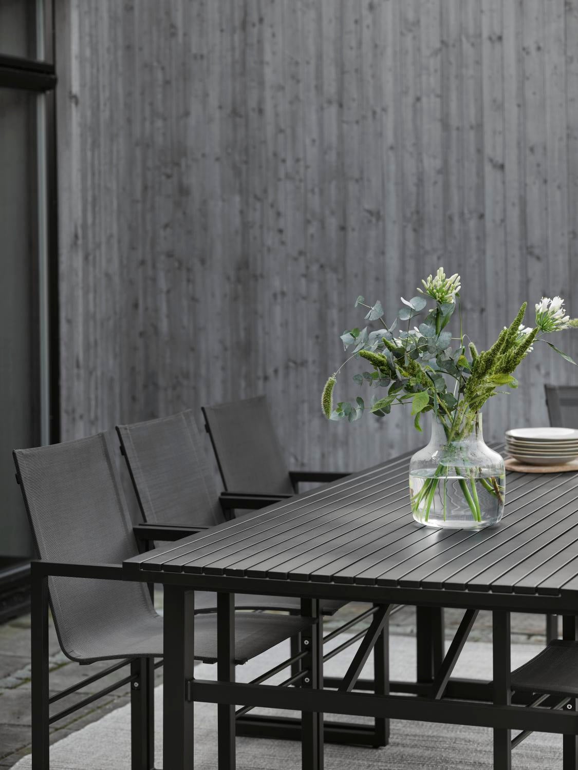 Vevi table à manger Noir