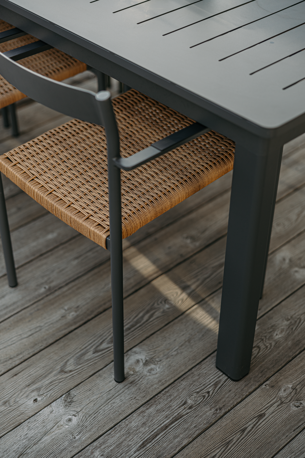 Lomma XL table à manger Anthracite