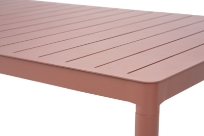 Bigby table à manger Zin Red