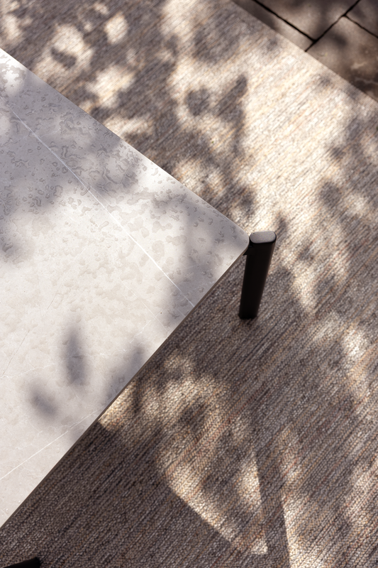 Hallavara table salon Noir