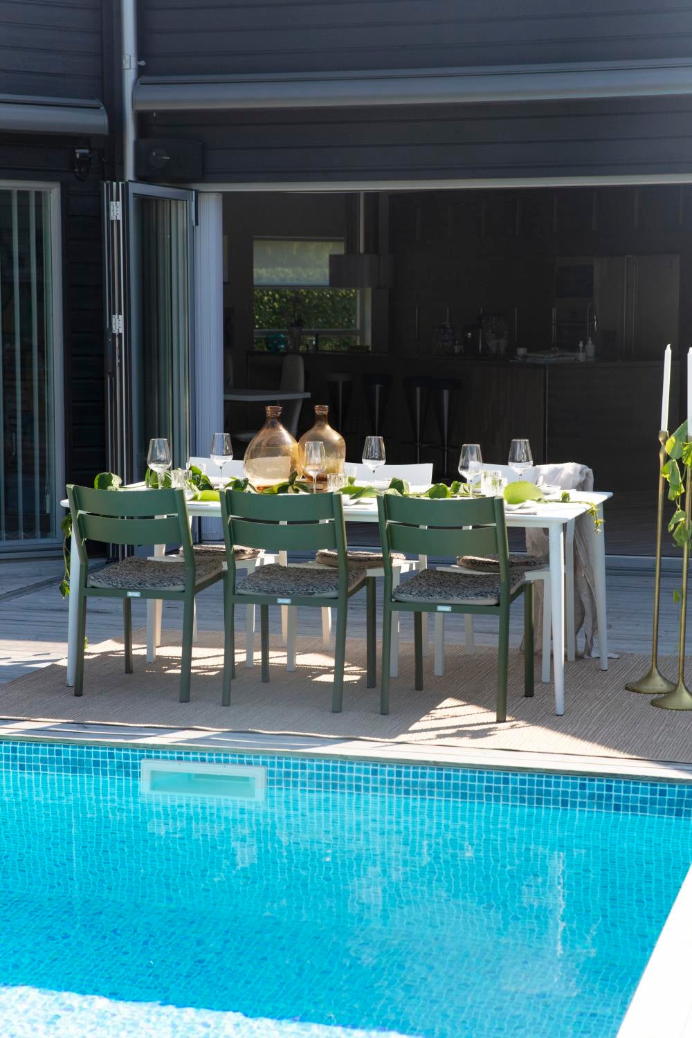 Delia chaise de table Moss green